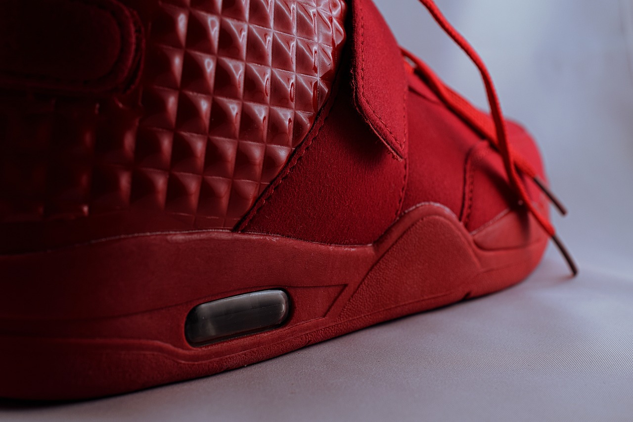 Nike最新款休閑鞋，時(shí)尚與舒適的完美融合