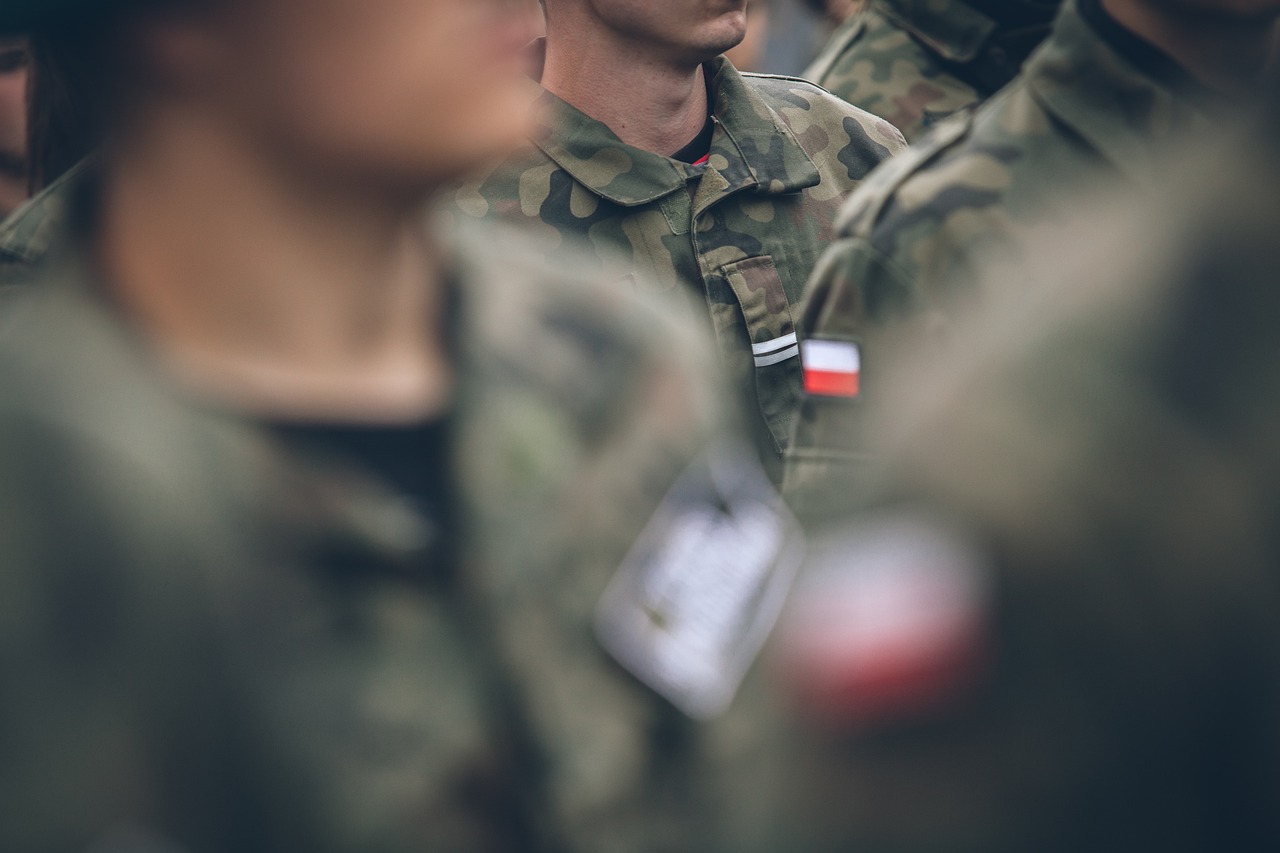 最新軍旅電視劇大全集，熱血與榮耀的視聽(tīng)盛宴，不容錯(cuò)過(guò)！