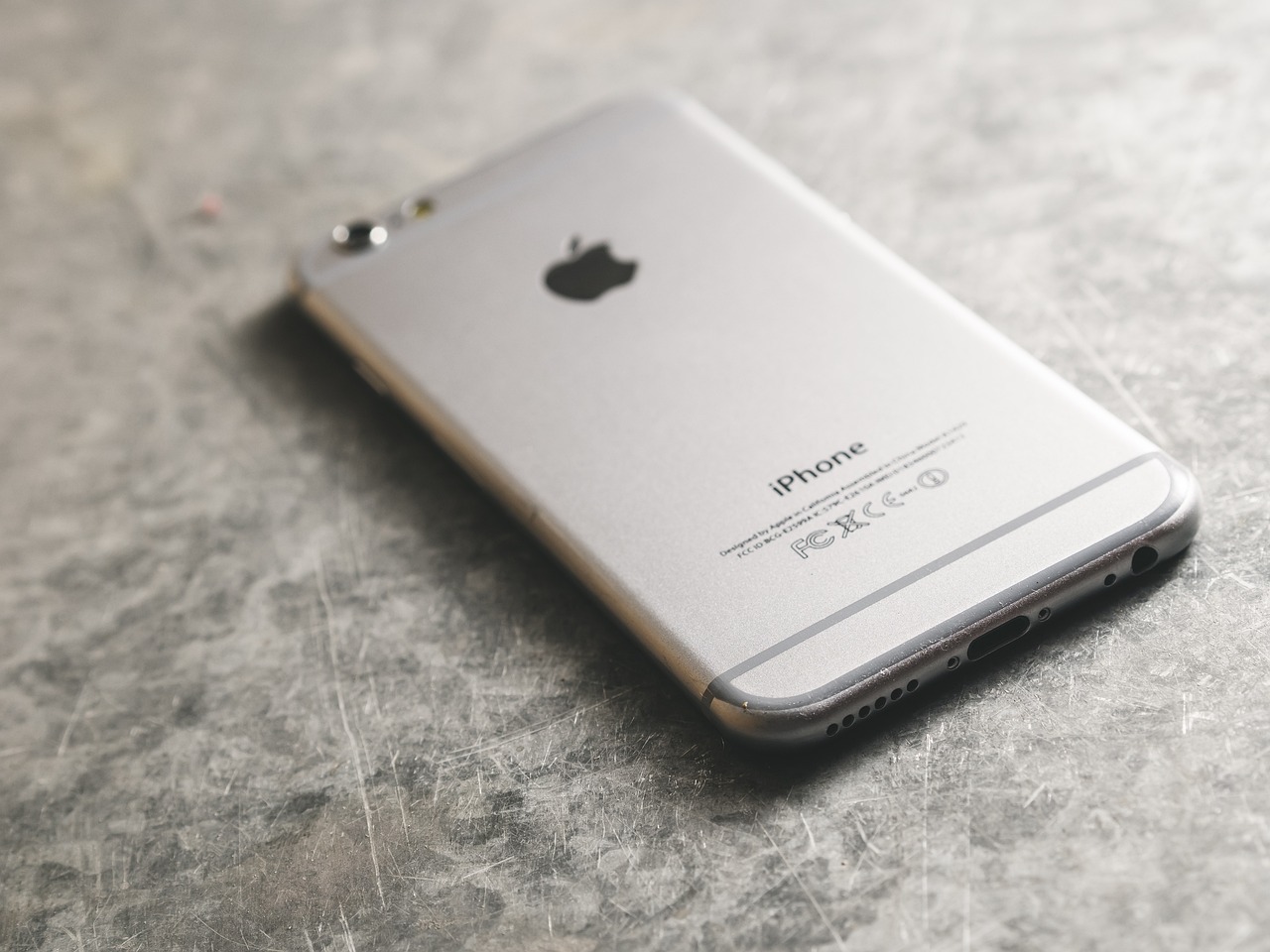 iPhone 6s 32G最新報(bào)價(jià)匯總，市場(chǎng)動(dòng)態(tài)解析與購(gòu)買建議