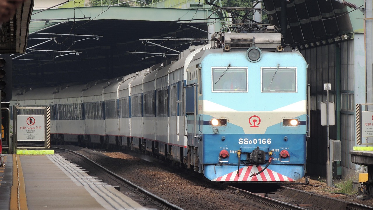 五菱燃油觀光車(chē)最新款，現(xiàn)代都市便捷與舒適的探索之旅